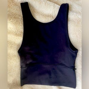 Lululemon pivot top